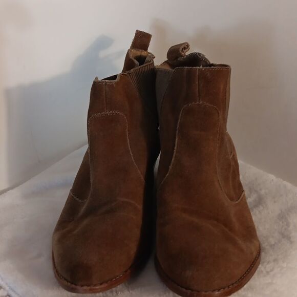 Chelsea Brown Suede Ankle Boots - Picture 2 of 6